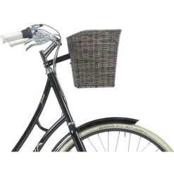 Basil Bremen Rattan Look FM Front Wheel Basket 25L - Dark Brown 11 Basil Bremen Rattan Look FM Front Wheel Basket 25L - Dark Brown -Cycle Parts Shop basil bremen rattan look fm front wheel basket dark brown 4 1361343