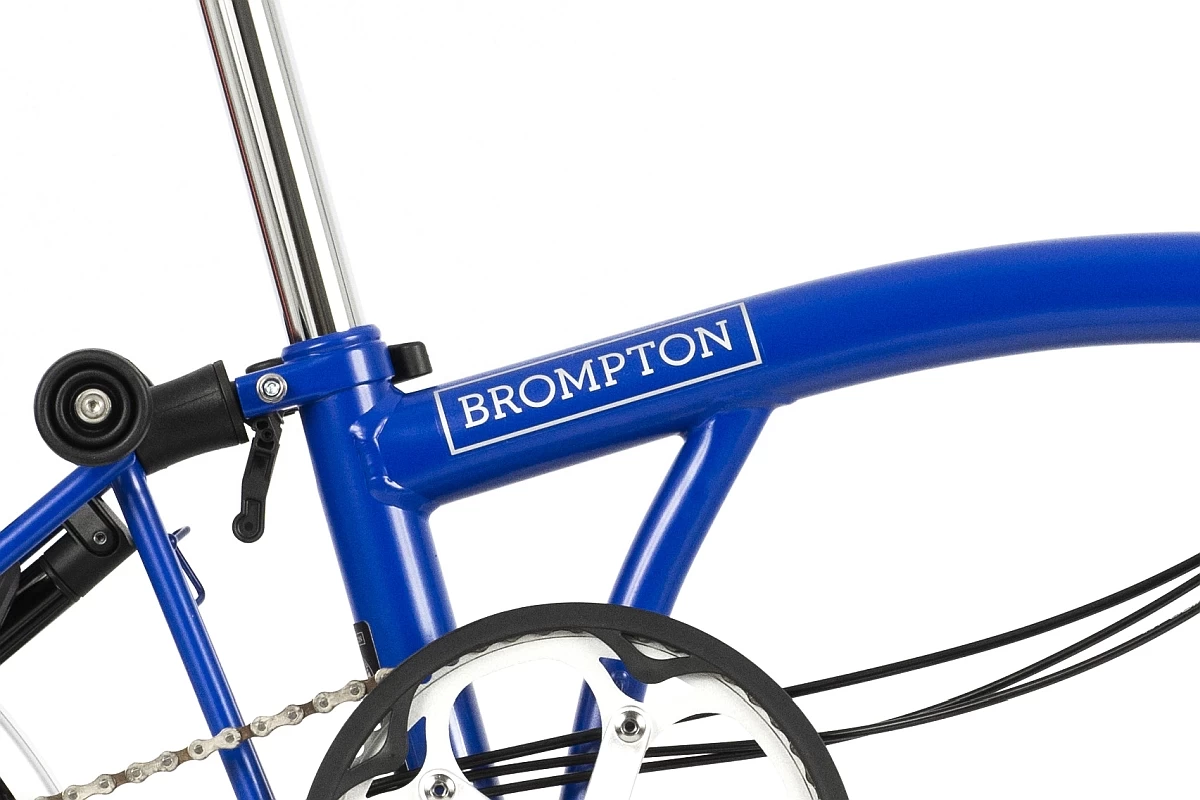Brompton C Line Utility - 3-Speed - High Bar - Telescopic Seatpost - Dynamo - 16" Folding Bike - 2022 - Picadilly Blue Matt 8 Brompton C Line Utility - 3-Speed - High Bar - Telescopic Seatpost - Dynamo - 16" Folding Bike - 2022 - Picadilly Blue Matt - Image 6