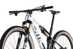 BMC FOURSTROKE 01 LTD - 29" Carbon Mountainbike - 2024 - Cool White / Black -Cycle Parts Shop fourstroke 01 ltd cool white black 4 1569111