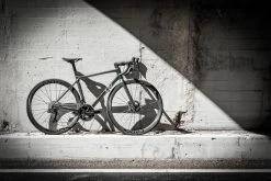 Liv LANGMA ADVANCED SL - Dura Ace Di2 Womens Road Bike - 2022 - Artic Light / Chrome -Cycle Parts Shop langma advanced sl da 1 1115254