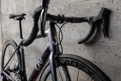 Liv LANGMA ADVANCED SL - Dura Ace Di2 Womens Road Bike - 2022 - Artic Light / Chrome -Cycle Parts Shop langma advanced sl da 11 1115263