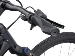 Giant ROAM 2 - Cross Bike - 2022 - Black -Cycle Parts Shop my22roam2disc colorablack d2 1213606