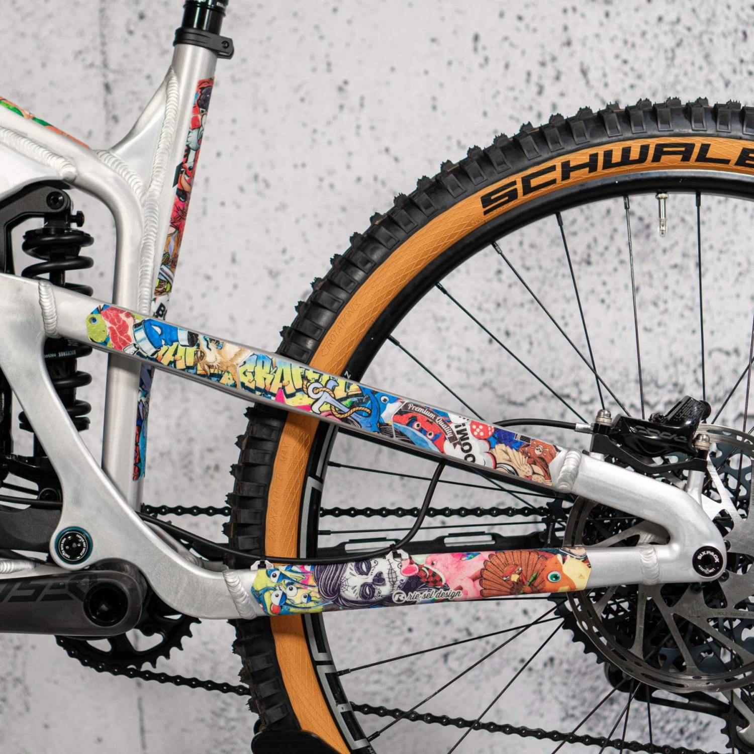 Rie:sel Design Chain:Tape 3000 Chain Stay Guard - Stickerbomb Eyecatcher 4 Rie:sel Design Chain:Tape 3000 Chain Stay Guard - Stickerbomb Eyecatcher - Image 2