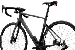 Cannondale SYNAPSE CARBON 2 LE - Roadbike - 2023 - Smoke Black 15 Cannondale SYNAPSE CARBON 2 LE - Roadbike - 2023 - Smoke Black -Cycle Parts Shop synapse carbon 2 le smoke black 3 1440527