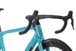 BMC TEAMMACHINE SLR01 THREE - Carbon Roadbike - 2023 - Turquoise / Black -Cycle Parts Shop teammachine slr01 three detail 05 1412171