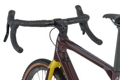 BMC URS 01 THREE - Carbon Gravel Bike - 2023 - Prune / White -Cycle Parts Shop urs 01 three detail 10 1412765