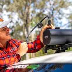 Yakima RoadShower - Portable Pressurised Water Storage - Large 38 L -Cycle Parts Shop yakima roadshower portable pressurised water storage 2 1149928 1